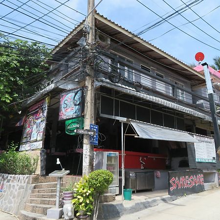 Same Same Guesthouse, Bar & Restaurant (Adults Only) Haad Rin Ngoại thất bức ảnh