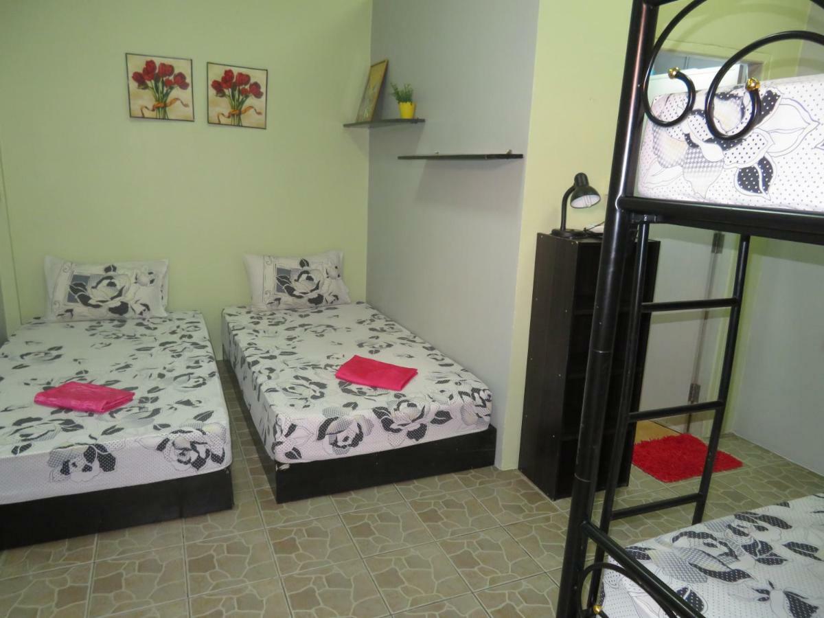 Same Same Guesthouse, Bar & Restaurant (Adults Only) Haad Rin Ngoại thất bức ảnh
