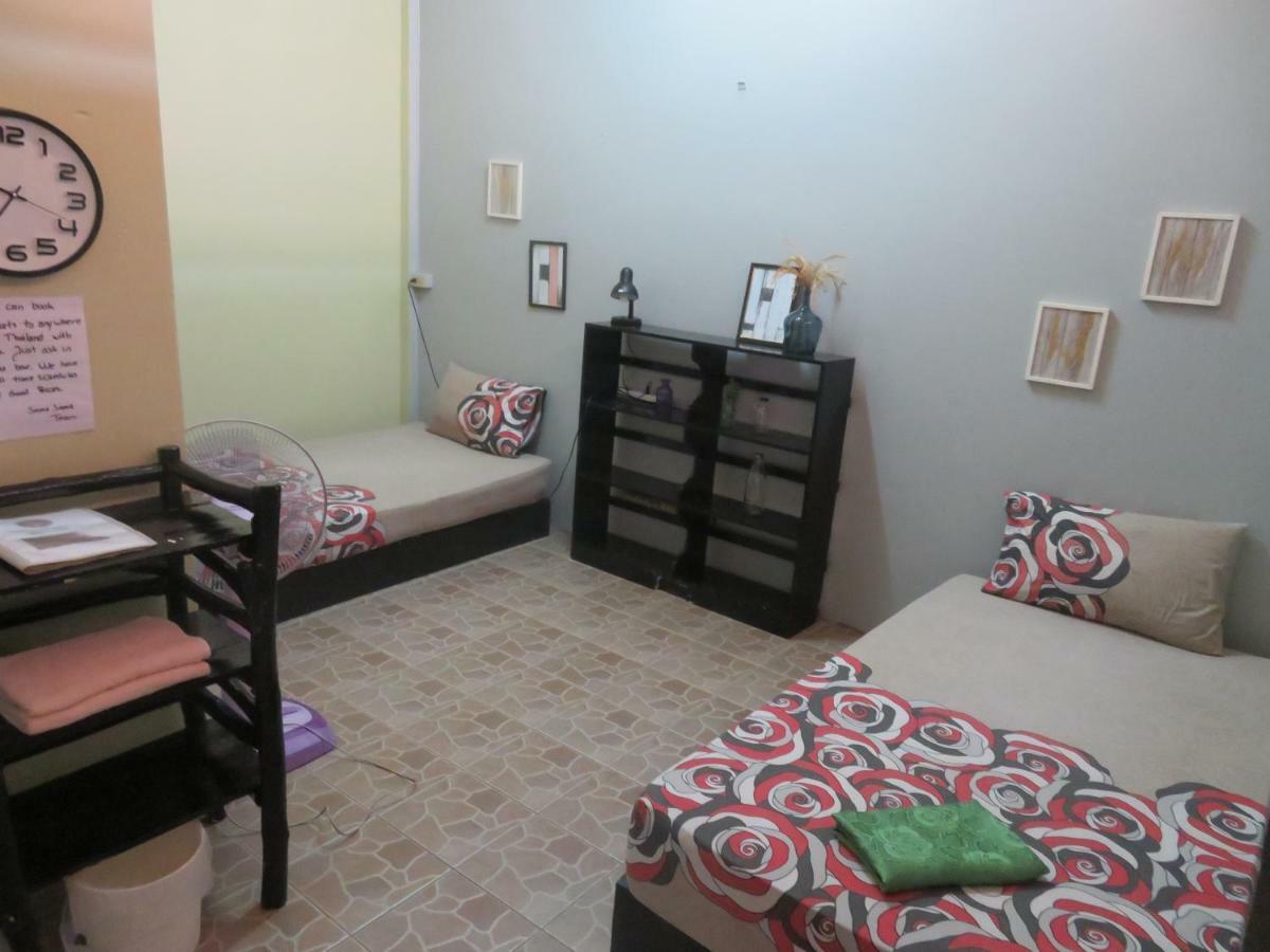 Same Same Guesthouse, Bar & Restaurant (Adults Only) Haad Rin Ngoại thất bức ảnh