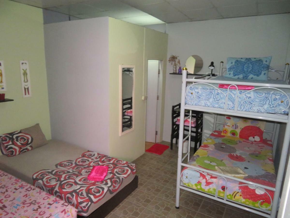 Same Same Guesthouse, Bar & Restaurant (Adults Only) Haad Rin Ngoại thất bức ảnh