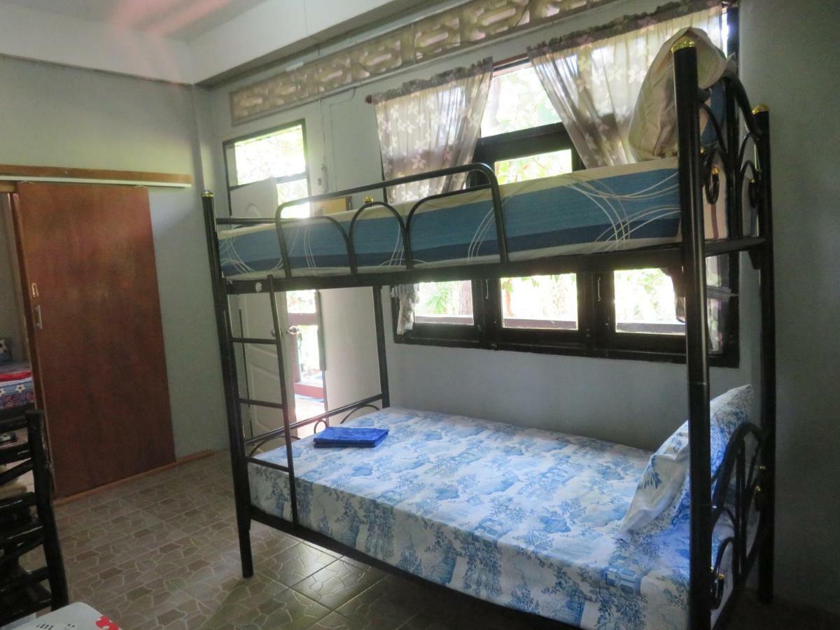 Same Same Guesthouse, Bar & Restaurant (Adults Only) Haad Rin Ngoại thất bức ảnh