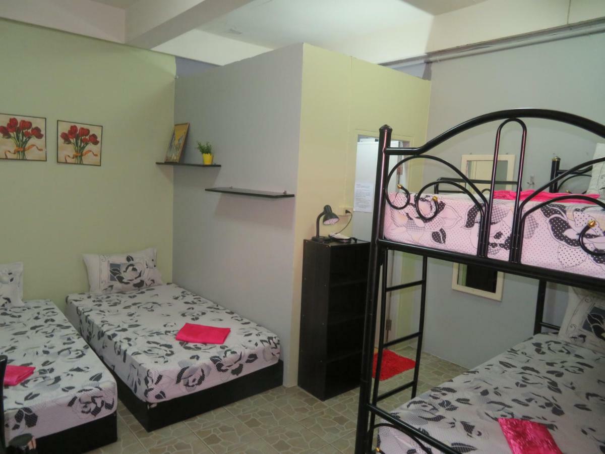 Same Same Guesthouse, Bar & Restaurant (Adults Only) Haad Rin Ngoại thất bức ảnh